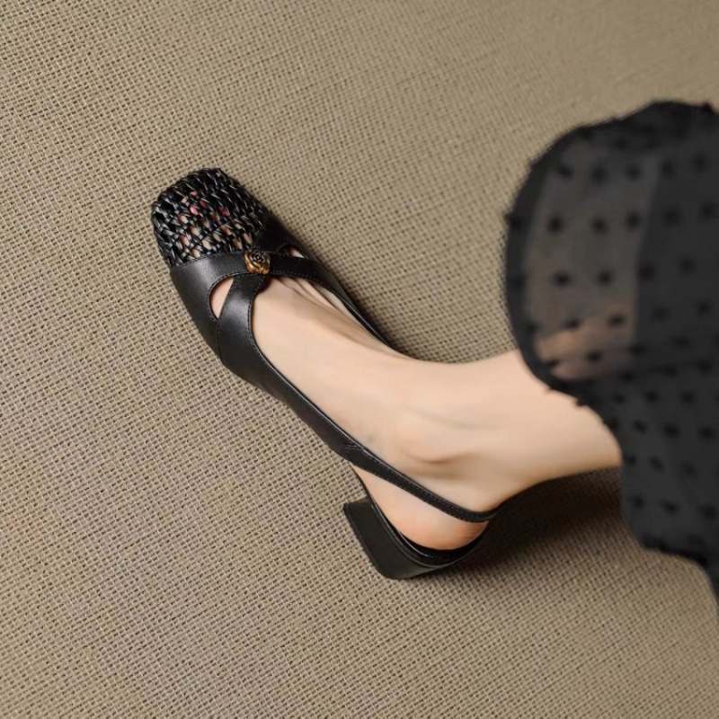 รองเท้าส้นเตารีดแบบปิดหัวสไตล์ - Women Shoes Heels บทวิจารณ์และราคา