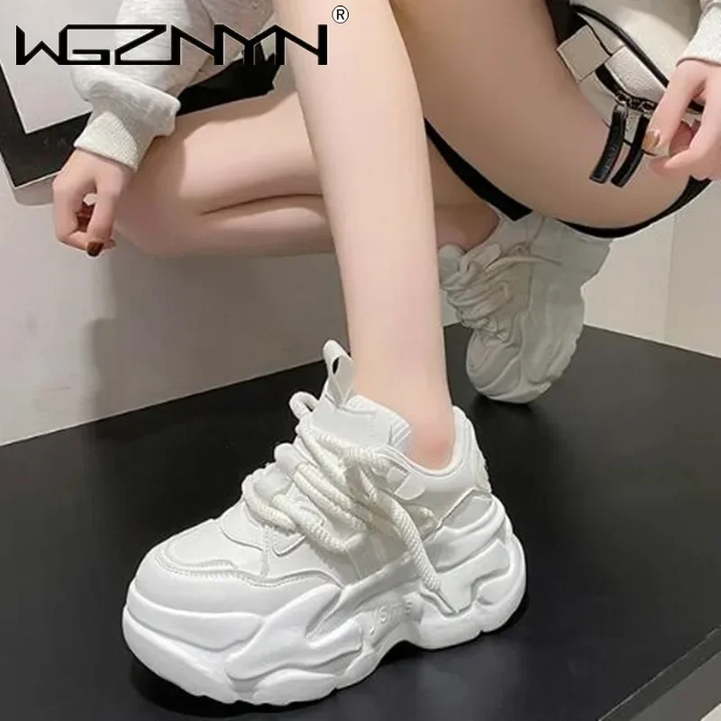 ใหม่ 2025 ผู้หญิงแพลตฟอร์มรองเ - Wedge Heeled Sneaker บทวิจารณ์และราคา