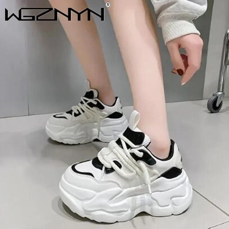 ใหม่ 2025 ผู้หญิงแพลตฟอร์มรองเ - Wedge Heeled Sneaker บทวิจารณ์และราคา