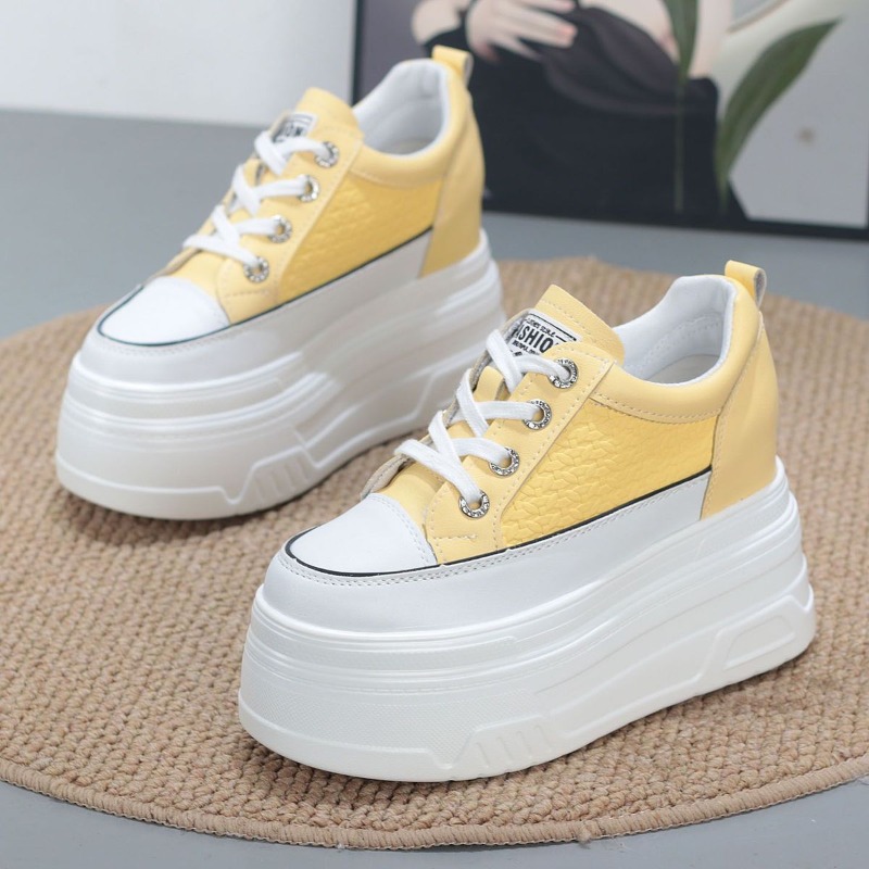 รองเท้าผ้าใบส้นเตารีดแบบหนา รุ - Wedge Heeled Sneaker บทวิจารณ์และราคา