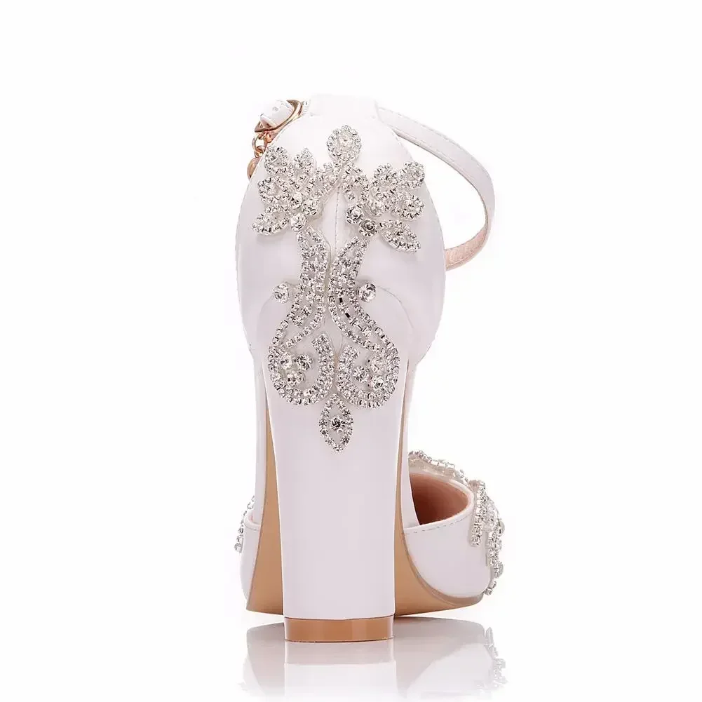รองเท้าส้นหนาปลายแหลมไซส์ใหญ่  - Rhinestone Sandal Women บทวิจารณ์และราคา