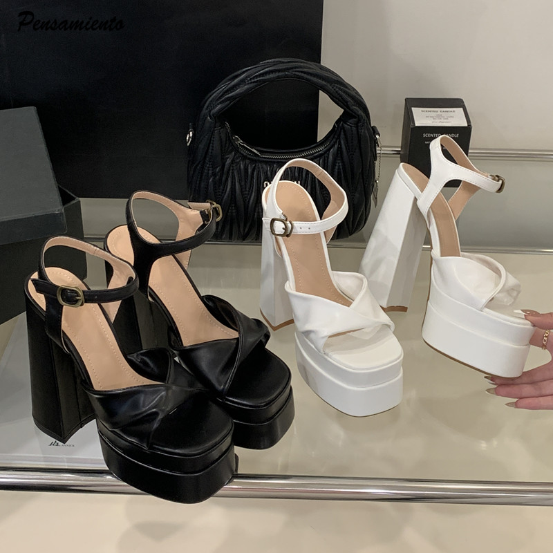 สไตล์ดาวแฟชั่นคู่แพลตฟอร์มWedg - Wedge Heeled Sneaker บทวิจารณ์และราคา