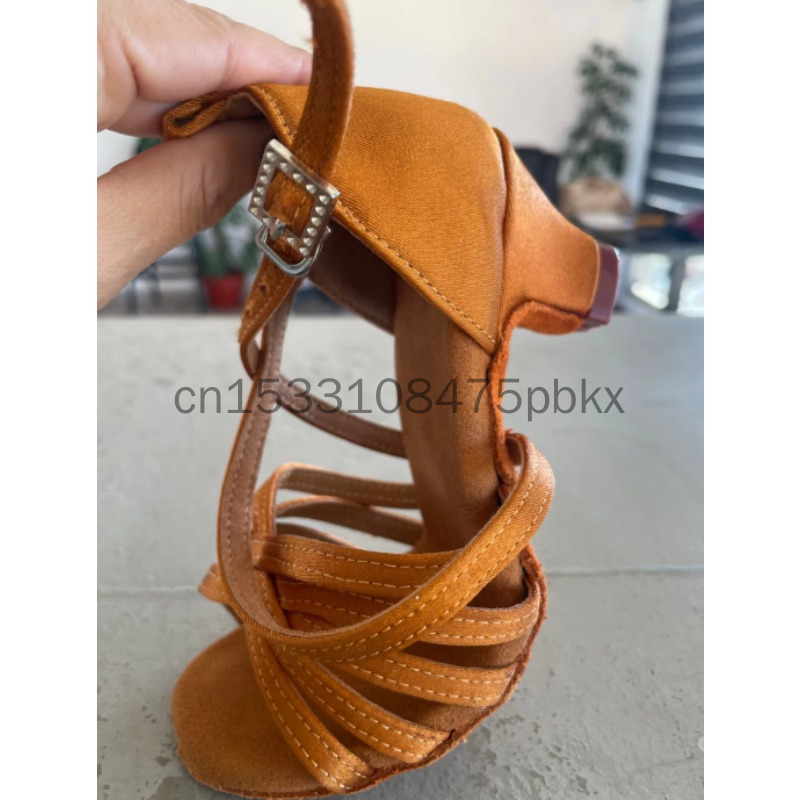 รองเท้าเต้นรำลาตินผ้าซาตินสำหร - Women Shoes Kinds บทวิจารณ์และราคา